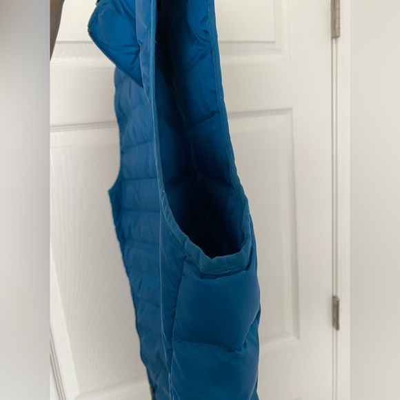 Columbia 650 fill Down Vest Blue Medium - Picture 8 of 16